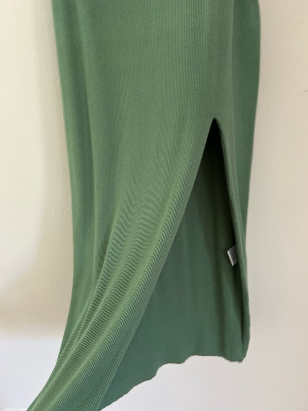 Revolve Superdown candace slit green midi dress size XS - Picture 5 of 9